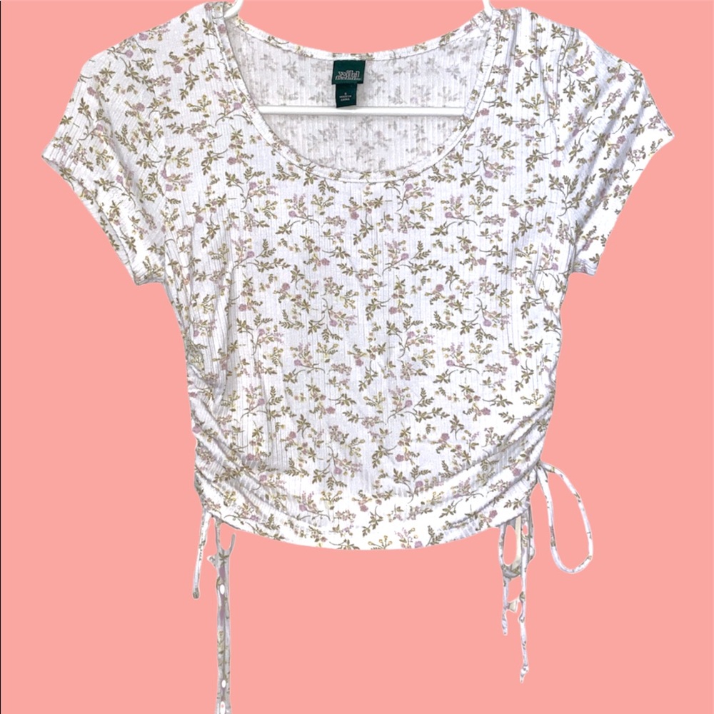 Wild Fable White Floral Crop Top - Size Small